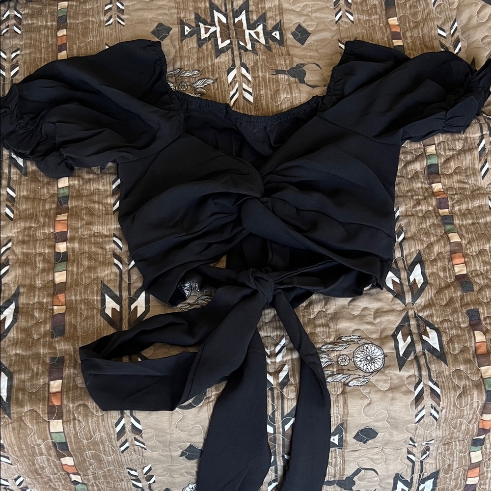Cropped Black Women's Top